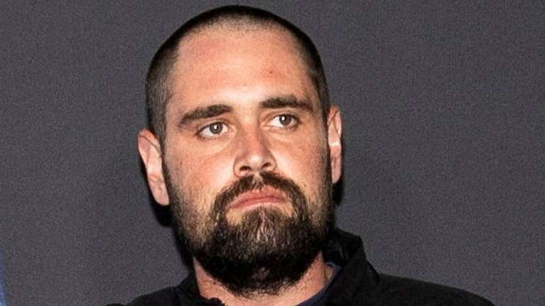 Νικ Ράινερ: Η στιγμή της σύλληψης για τη δολοφονία των γονιών του - Βρήκαν αίμα σε ξενοδοχείο που έμενε [βίντεο]