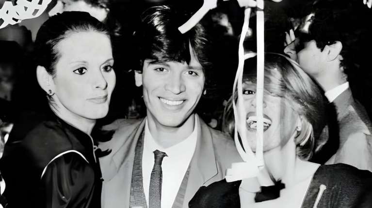 Vintage: Σπάνια φωτογραφία της Έλενας Ναθαναήλ και του Μπίλι Μπο - Σε πάρτι του 1982