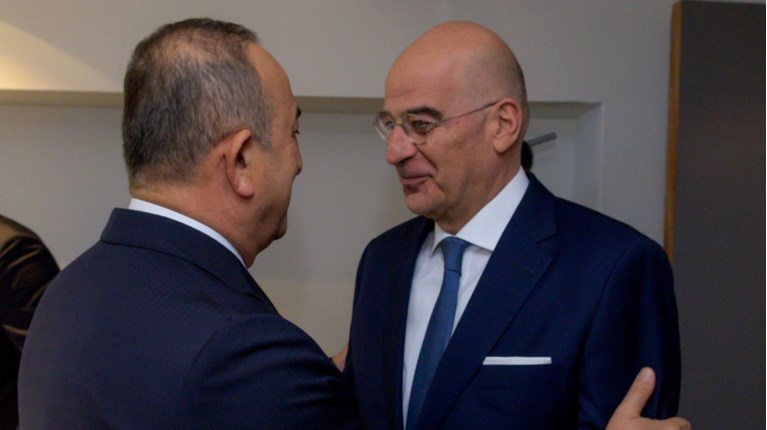 Τσαβούσογλου Δένδιας
