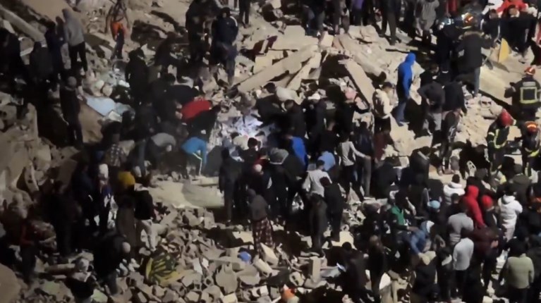 ΜΑΡΟΚΟ ΚΑΤΑΡΡΕΥΣΗ ΚΤΙΡΙΩΝ ΜΕ ΝΕΚΡΟΥΣ