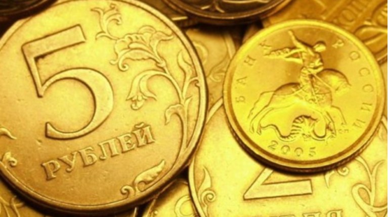 Ρωσία: Στο 17% το επιτόκιο για να στηρίξει το ρούβλι