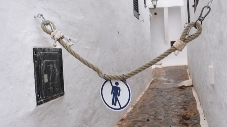 ΙΣΠΑΝΙΑ ΜΕΝΟΡΚΑ ΔΙΑΜΑΡΤΥΡΙΑ ΚΑΤΑ ΤΟΥΡΙΣΤΩΝ