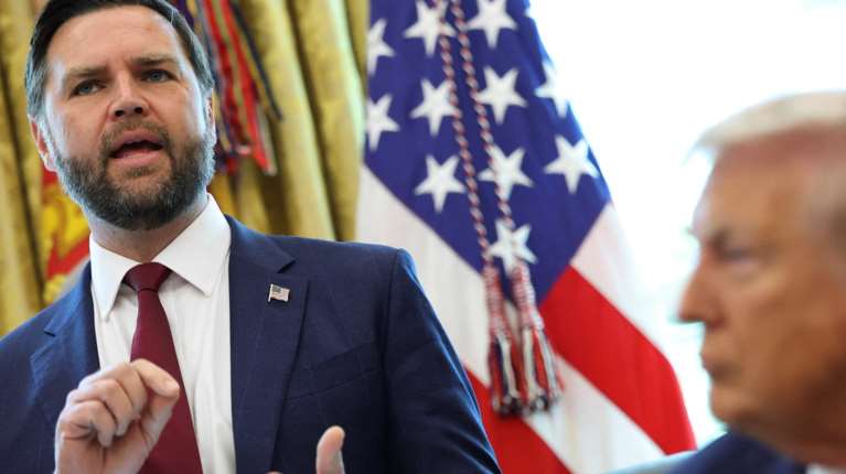 Τεράστια γκάφα του αντιπροέδρου Τζέι Ντι Βανς: Νόμιζε ότι ο Β&#39; Παγκόσμιος Πόλεμος τελείωσε... με διαπραγματεύσεις