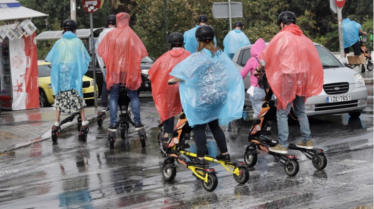 βροχη καλοκαιρι