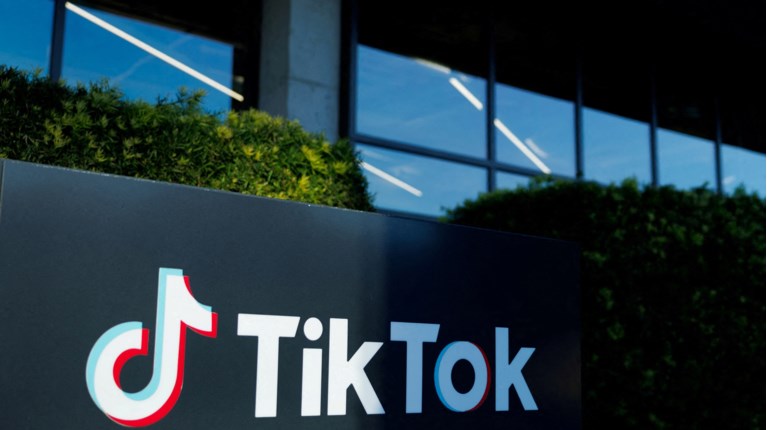 TIK TOK