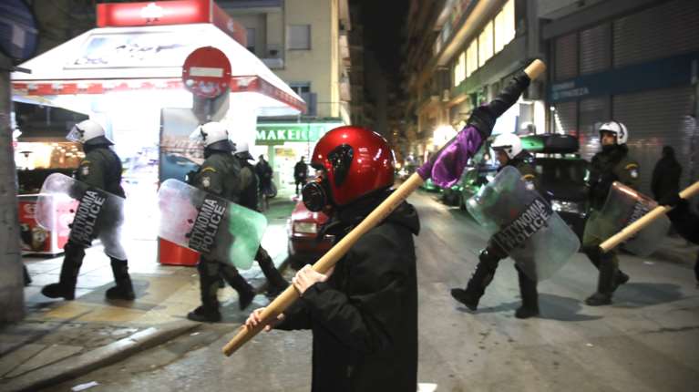 Επέτειος Γρηγορόπουλου: Στις 112 οι συλλήψεις από τα επεισόδια στη Θεσσαλονίκη – Οι τρεις ανήλικοι