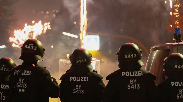 Γερμανία: Πέντε νεκροί από πυροτεχνήματα το βράδυ της παραμονής της Πρωτοχρονιάς