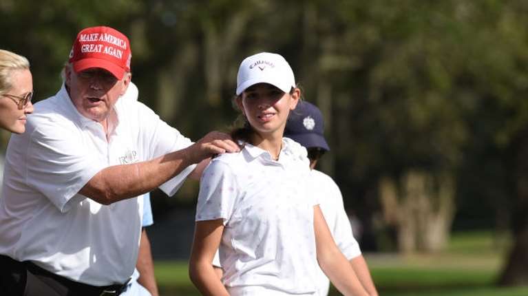 Η 17χρονη εγγονή του Τραμπ έχει άγχος για την ορκωμοσία του παππού της - Ανεβάζει βίντεο πριν αλλάξει η ζωή της για πάντα