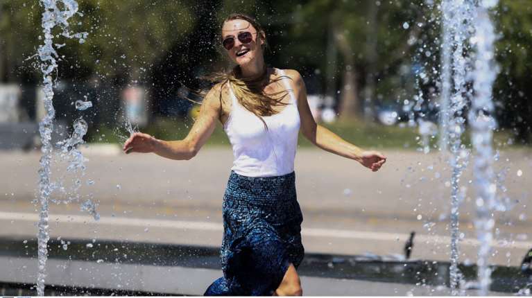 Καιρός: Ζέστη σήμερα με 33 βαθμούς Κελσίου – Άνεμοι 7 μποφόρ στο Αιγαίο, πού θα σημειωθούν καταιγίδες