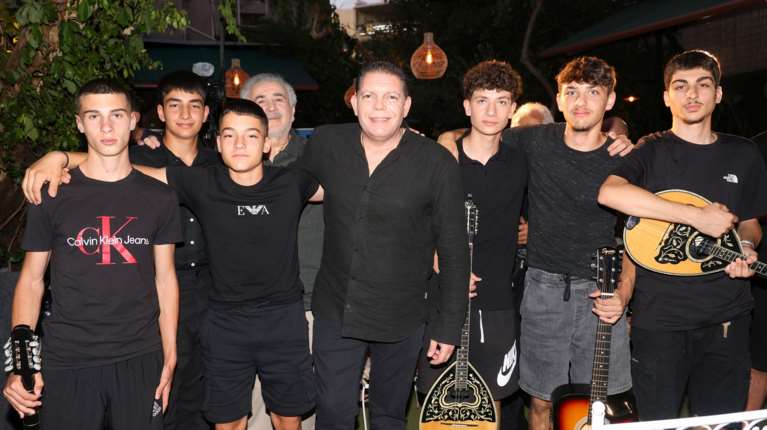 Καλλιτεχνική συνάντηση για τη συναυλία μνήμης και τιμής στον Γρηγόρη Μπιθικώτση στο Καλλιμάρμαρο