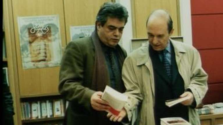 Ο στενότερος συνεργάτης του Κώστα Σημίτη: Ο συγγραφέας Νίκος Θέμελης έγραψε τα λογοτεχνικά μανιφέστα του εκσυγχρονισμού