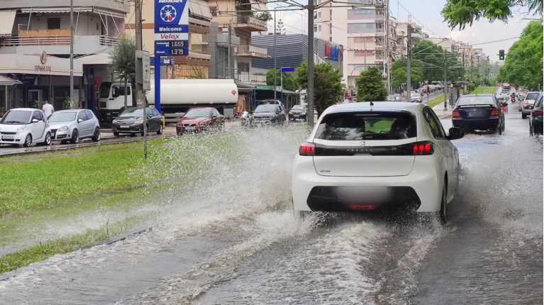 ΒΡΟΧΗ ΑΘΗΝΑ