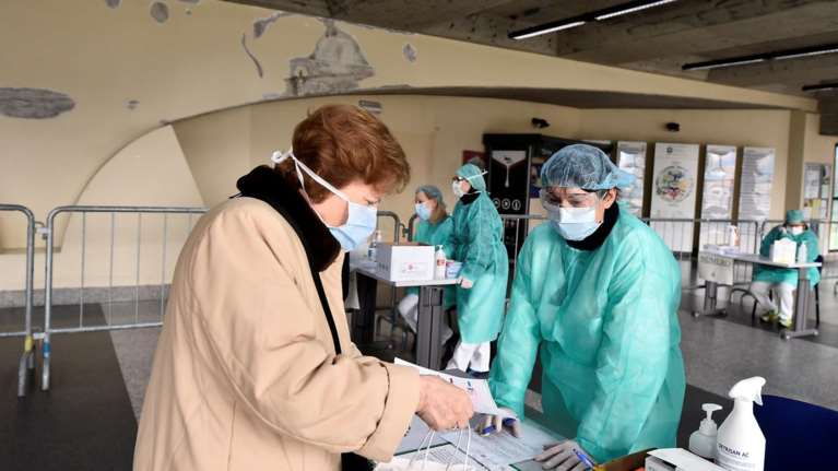 Ιταλία:Ακόμη μια μαύρη μέρα με 610 νεκρούς - 4.184 νέα κρούσματα