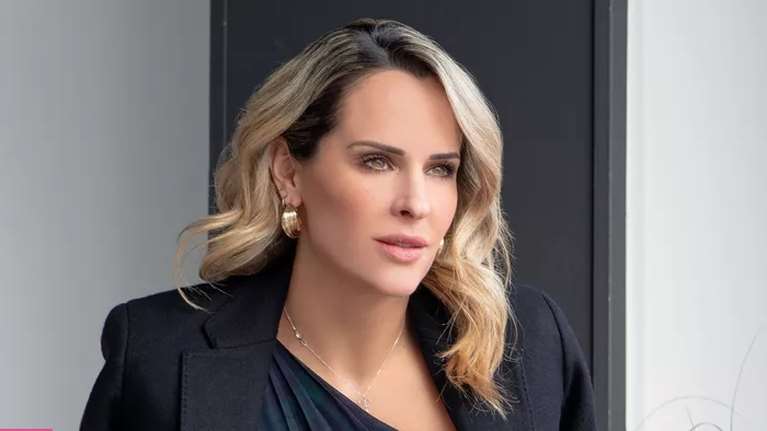 Έλενα Ασημακοπούλου: Αυτό είναι το άρωμα που φορά εδώ και χρόνια