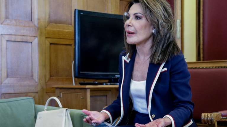 Γιάννα Αγγελοπούλου για 200 χρόνια από το 1821: Θέλουμε την επέτειο  κτήμα όλων, όχι μιας μικρής ελίτ