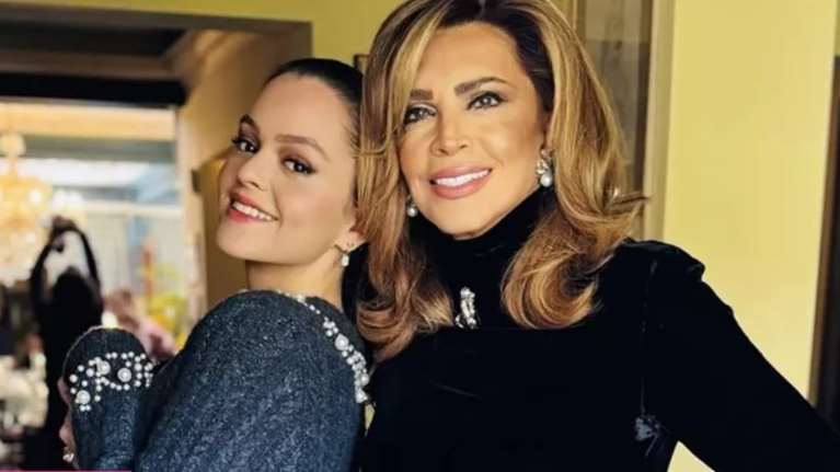 Η Μαριτίνα Ντενίση εύχεται στη μητέρα της και αποκαλύπτει μία λεπτομέρεια για εκείνη