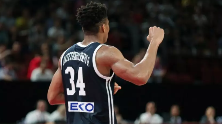 Μανωλόπουλος: "Οι Αντετοκούνμπο θα είναι παρόντες στην Εθνική από όσο ξέρουμε"