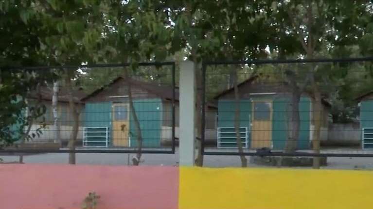 Χαλκιδική: Δεν ήταν μόνο η πισίνα- Σωρεία παραβάσεων στην κατασκήνωση- Χημικά σε κοινή θέα, παρατημένες φιάλες υγραερίου