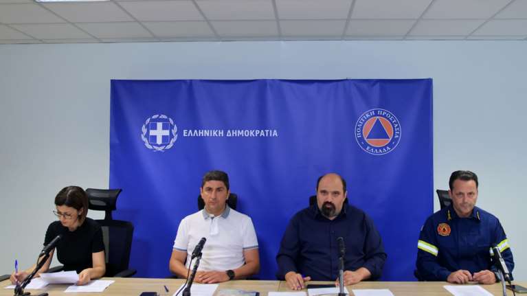 Τριαντόπουλος: Από 300 έως 500 ευρώ η επιδότηση προσωρινής στέγασης [βίντεο]