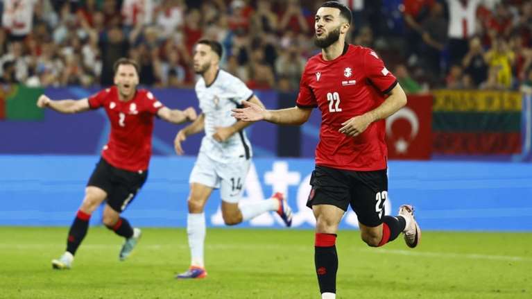 Euro 2024: Έκανε την έκπληξη και το βήμα πρόκρισης η Γεωργία - 2-0 την Πορτογαλία