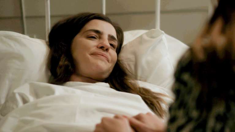 Άγριες Μέλισσες Spoiler: Όλοι εναντίον της Ελένης - Ποιοι συμμαχούν για να την καταστρέψουν