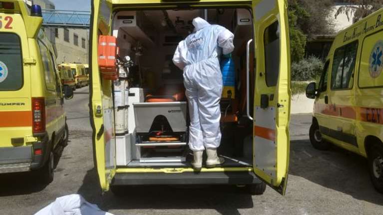 Κρας τεστ του ΕΚΑΒ στα νησιά για το άνοιγμα του τουρισμού