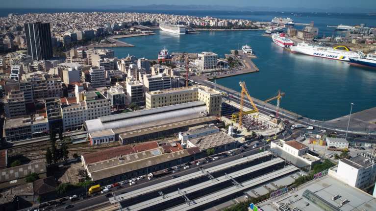 Μάχη συμφερόντων μεταξύ ΗΠΑ, ΕΕ, Κίνας και Ρωσίας για τα ελληνικά λιμάνια: Οι πιέσεις και το παρασκήνιο