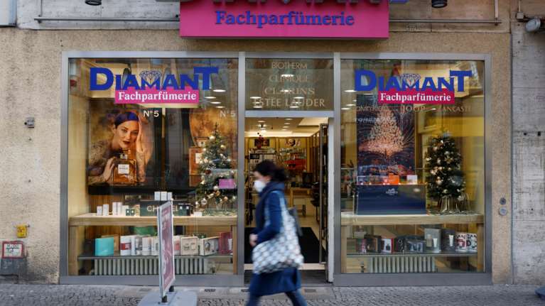 Γερμανία: Αρνητικό ρεκόρ με 30.000 κρούσματα  μέσα σε 24 ώρες