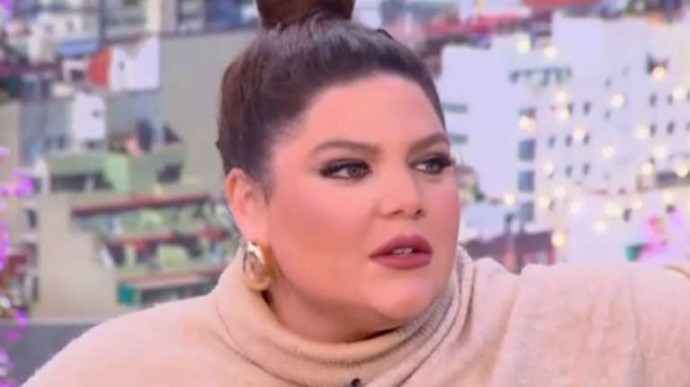 Δανάη Μπάρκα: &quot;Με έπιασε στα πράσα η μαμά μου - Είχα νιώσει αμήχανα&quot;