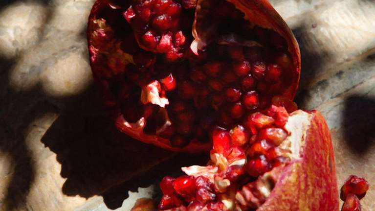 Η νέα φωτογραφική έκθεση της Πόπης Τσουκάτου για τα Ελευσίνια Μυστήρια [εικόνες]