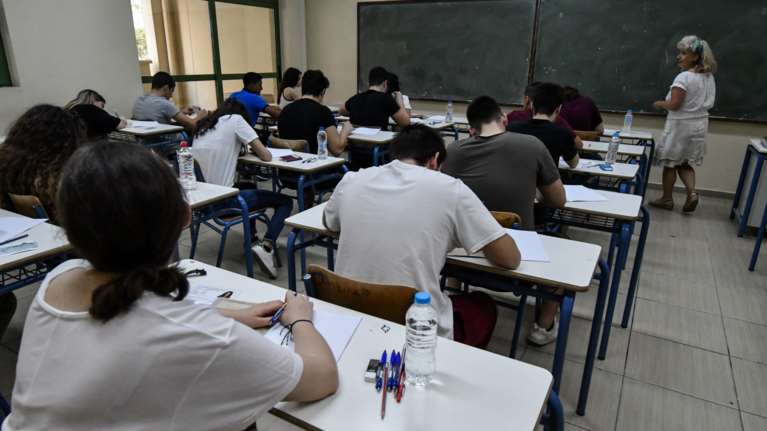 Πανελλαδικές 2020: Σε τέσσερα μαθήματα ειδικοτήτων εξετάζονται σήμερα οι υποψήφιοι των ΕΠΑΛ