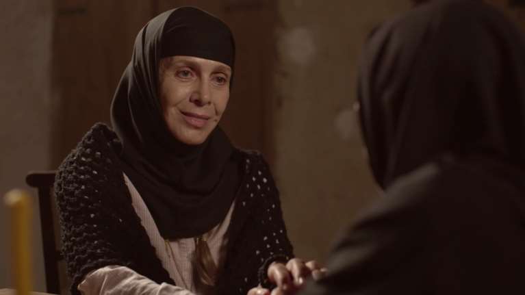 &quot;Μαύρο Ρόδο&quot;: Πανικός στο Twitter από το πρώτο επεισόδιο - Η σύγκριση με τις &quot;Αγριες Μέλισσες&quot;