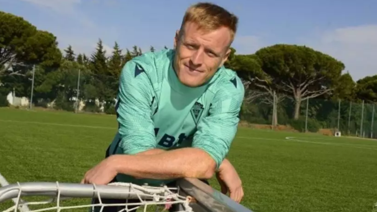 AEK: Ισπανικό σενάριο για Γιόνσον