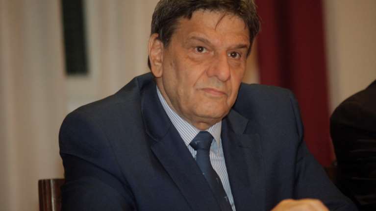 Αλέξης Μανθεάκης: Πέθανε ο πρώην εκπρόσωπος Τύπου της Αθηνάς Ωνάση