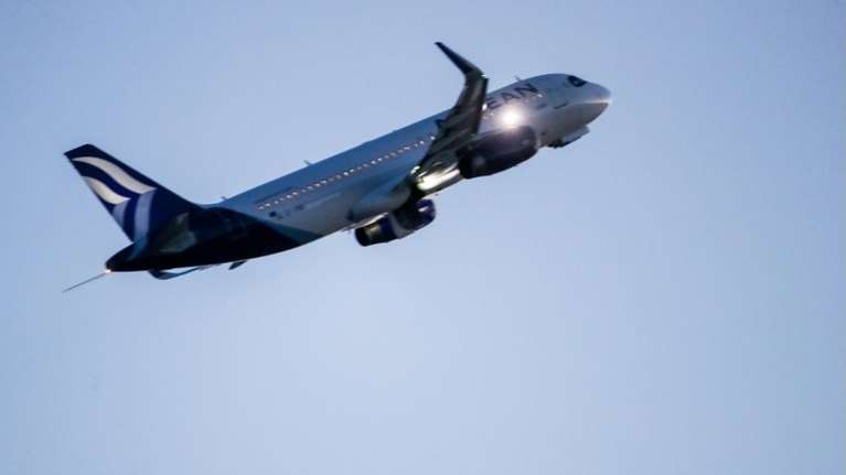 Θεσσαλονίκη: Φυλάκιση 17 μηνών στη Βρετανίδα που προκάλεσε αναγκαστική προσγείωση στο &quot;Μακεδονία&quot;