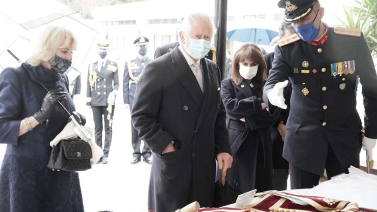 25η Μαρτίου: Το δώρο της Κατερίνας Σακελλαροπούλου στον πρίγκιπα Κάρολο