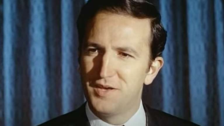 Σίγησε η φωνή του Γουέμπλεϊ, ο τραγουδιστής Σάκης Παπανικολάου