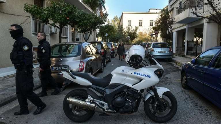 Τραυματισμός αστυνομικού Ζωγράφου - ΕΛ.ΑΣ: Τροχαίο ατύχημα, δεν σχετίζεται με ενέργεια σε βάρος του