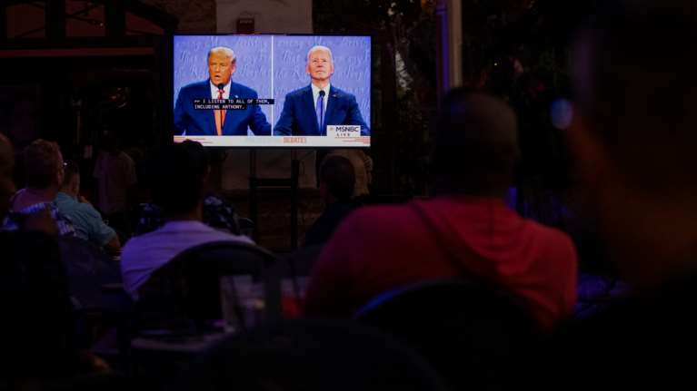 Ενδιάμεσες εκλογές στις ΗΠΑ: Μπάιντεν vs Τραμπ - Οι πολιτείες &quot;κλειδιά&quot; και η καμπάνια των 17 δισ. δολαρίων