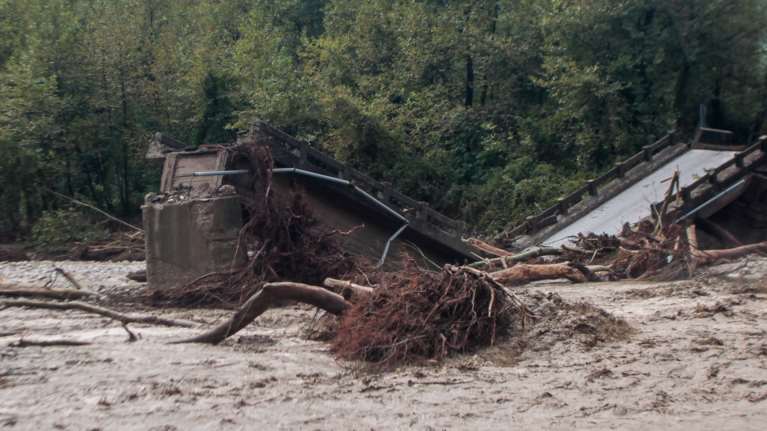 Κακοκαιρία Ιανός: Γιατί πνίγηκε η Καρδίτσα - Στους πιο ισχυρούς κυκλώνες από το 1969, με ακραία ύψη βροχής