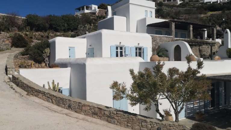 Εδραση - Ψαλλίδας: Αντιμέτωποι με το "σφυρί" οι ιδιοκτήτες της κατασκευαστικής εταιρείας