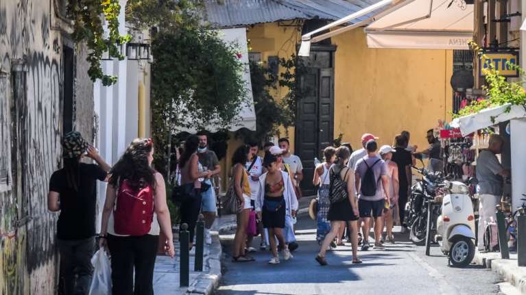 Κομισιόν: Η οικονομική εμπιστοσύνη επιστρέφει στην Ελλάδα στα προ πανδημίας επίπεδα