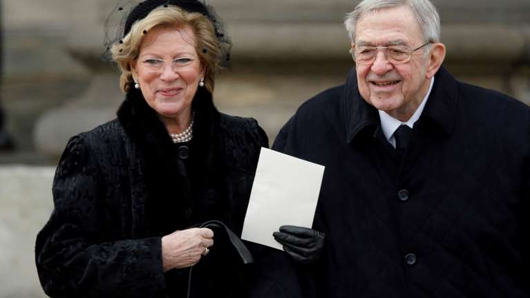 Κρυφή δημοσκόπηση: Τι λέει η βάση της ΝΔ για την κηδεία του τέως βασιλιά