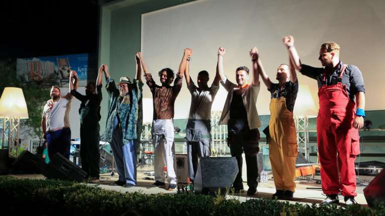 Κρήτη: Ο Σταμάτης Κραουνάκης χρεώνει σε &quot;πολιτικό δάκτυλο&quot; την ακύρωση συναυλιών του - Η ανάρτησή του