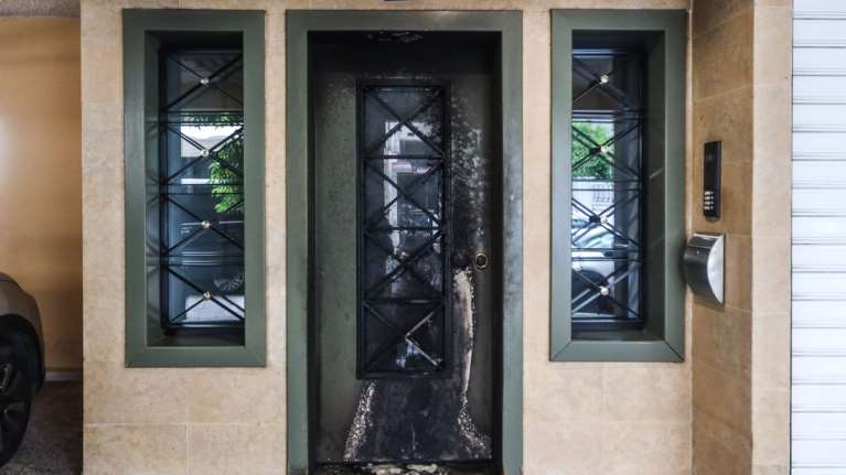 Μάξιμος Χαρακόπουλος για τα γκαζάκια στο σπίτι του: Όσοι υπονομεύουν τη δικαιοσύνη ρίχνουν νερό στον μύλο της τρομοκρατίας