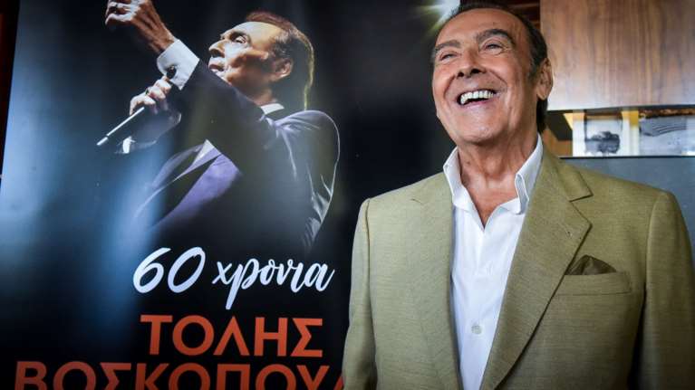 Τόλης Βοσκόπουλος: Η τελευταία εμφάνισή του επί σκηνής &amp; το τραγούδι μαζί με την κόρη του