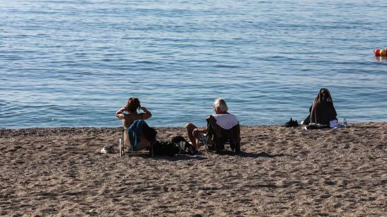 Ανοιξιάτικος ο καιρός έως την Κυριακή: Απότομη αλλαγή από την ερχόμενη εβδομάδα με βουτιά της θερμοκρασίας