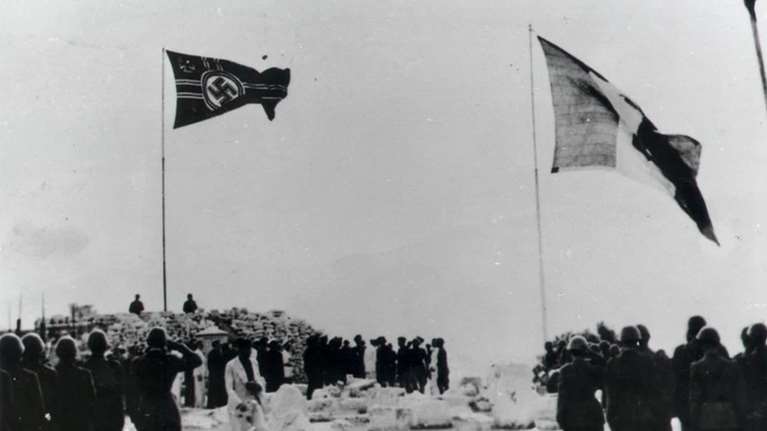 Επέτειος 80 χρόνων από την γερμανική εισβολή: Η Ελλάδα εμμένει στη διεκδίκηση επανορθώσεων - Ποιοι Γερμανοί τη στηρίζουν