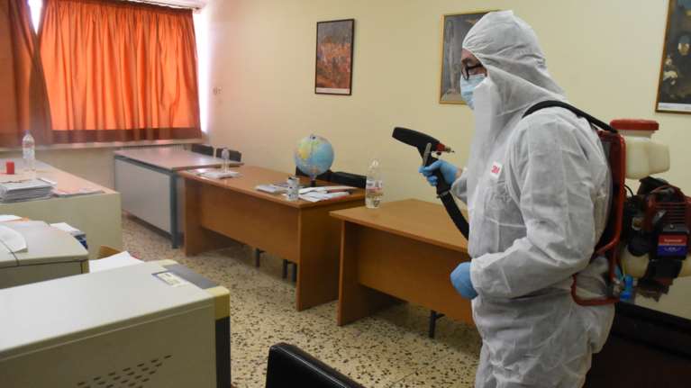 Δήμαρχος Γαλατσίου: Να κλείσουν όλα τα σχολεία της περιοχής - Έχουμε επιβεβαιωμένο κρούσμα