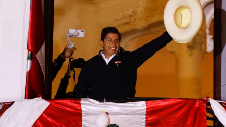 Εκλογικό θρίλερ στο Περού: Τελευταία στιγμή θα κριθεί ο νικητής - Μάχη ψήφο ψήφο